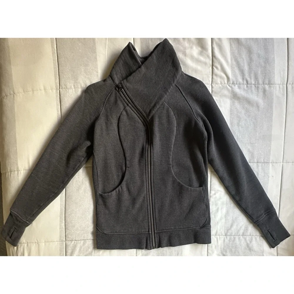 Lululemon Cozy Cuddle Up‎ Jacket Women's Size 6 Charcoal Gray